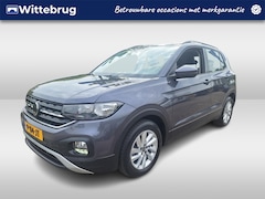 Volkswagen T-Cross - 1.0 TSI Life Navigatie / Parkeersensoren / App-connect / Licht & Zicht pakket