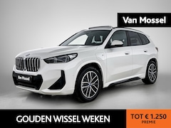BMW X1 - xDrive25e | M-SPORT | PANO-SCHUIFDAK | LEER | 360 CAMERA | STOELVERWARMING | HEAD-UP