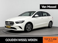 Mercedes-Benz B-klasse - 180 Business Solution | Cruise Control | Trekhaak | Lane Assist | Stoelverwarming | Apple