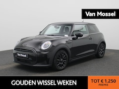MINI 3-Deurs - 1.5 Cooper Essential | Navigatie | Black pakket | Parkeer sensoren | Airco | Virtual cockp