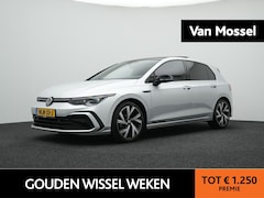 Volkswagen Golf - 1.5 eTSI R-Line Business | Apple Carplay/Android Auto | Panorama dak | Black Style | Sfeer