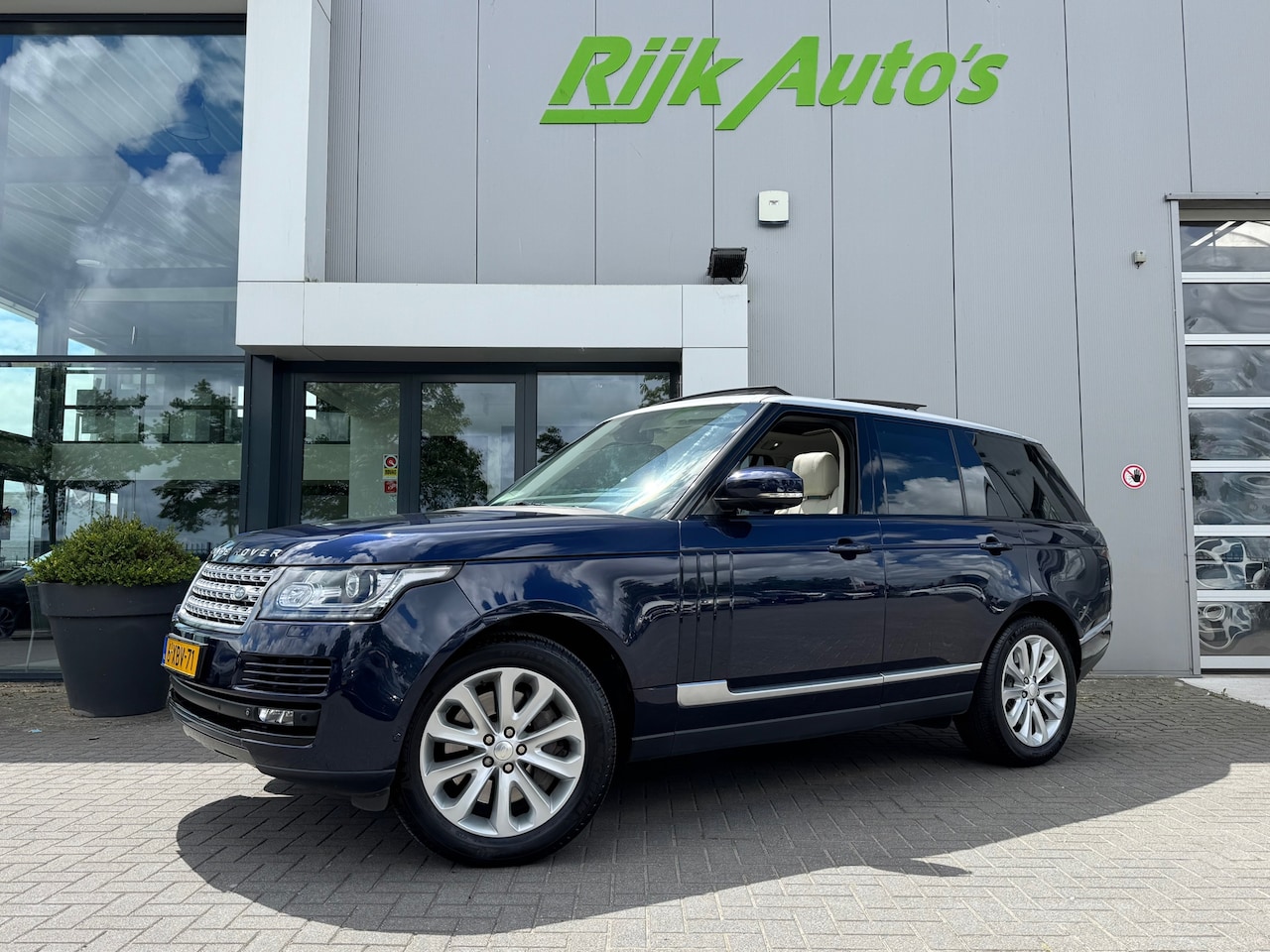 Land Rover Range Rover - 4.4 SDV8 Vogue * BTW AUTO! PRIJS EX EX 16650 EURO!! - AutoWereld.nl