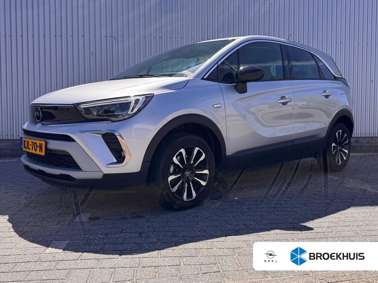 Opel Crossland - 1.2 Turbo 130PK Elegance Automaat | Navigatie | AGR-Bestuurdersstoel | Camera | Parkeersen - AutoWereld.nl