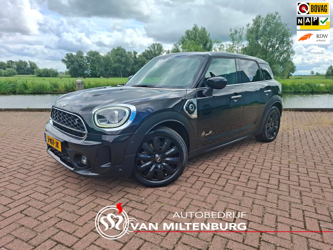 MINI Countryman - 1.5 Cooper S E ALL4 Chili Leder Clima Camera Stoelverwarming - AutoWereld.nl