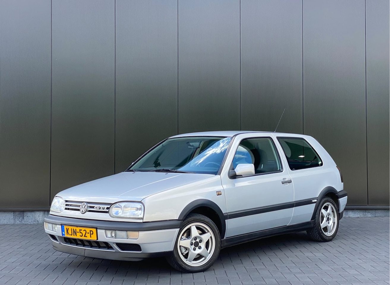Volkswagen Golf - 2.0 GTI 2.0 GTI - AutoWereld.nl