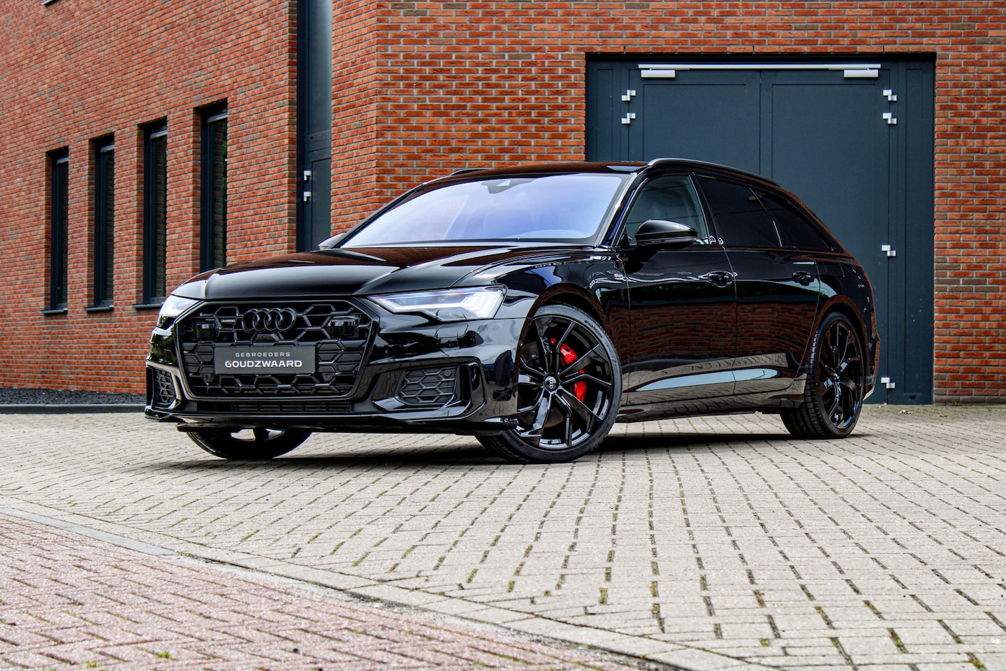 Audi A6 Avant - 55 TFSI e quattro Competition | B&O | Carbon | Stoelventilatie | Trekhaak | Matrix | Memor - AutoWereld.nl