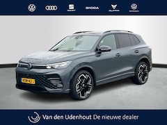 Volkswagen Tiguan - 1.5 eHybrid 204pk DSG R-Line Edition Leder Trekhaak Panoramadak / Demonstratieauto