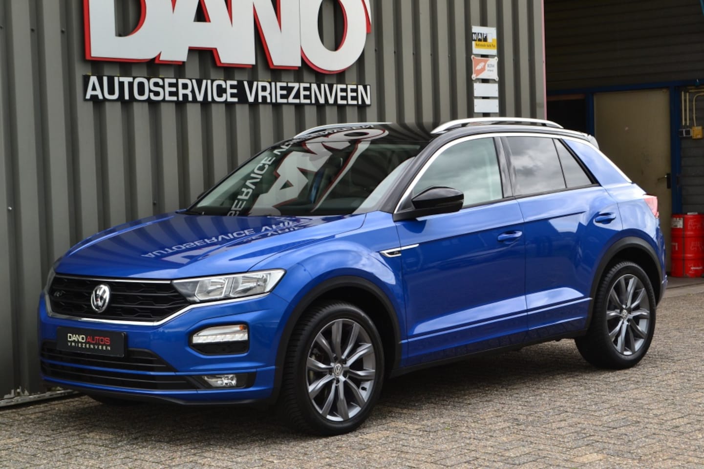 Volkswagen T-Roc - 1.5 TSI Sport Business R-Line Camera/ACC/18''inch - AutoWereld.nl
