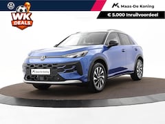 Volkswagen T-Roc - Life First Edition 1.5 eTSI 116 PK 7 versn. DSG · Achteruitrijcamera · Comfort pakket · Pr