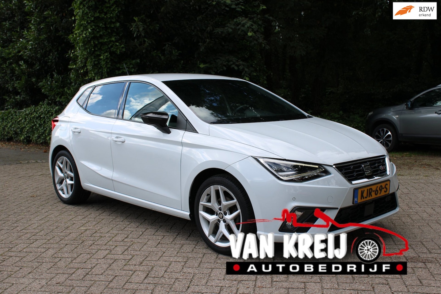 SEAT Ibiza - 1.0 TSI FR Business Intense 1.0 TSI FR Business Intense, Virtual Cockpit, Carplay, Camera, Clima, Cruise, Navi - AutoWereld.nl
