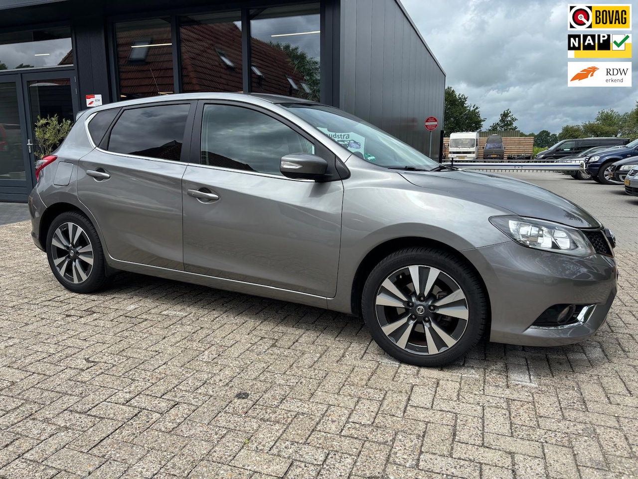 Nissan Pulsar - 1.2 DIG-T Tekna 1.2 DIG-T Tekna, Automaat, 62000 km,leer, trekhaak, stoelverwarming, cruise, climat contro - AutoWereld.nl