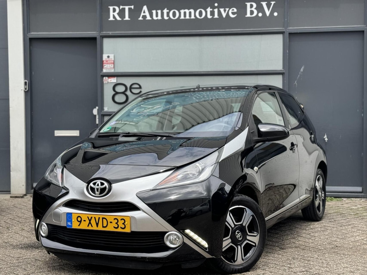 Toyota Aygo - 1.0 VVT-i x-clusiv Keyless / Dealer OH Automaat - AutoWereld.nl