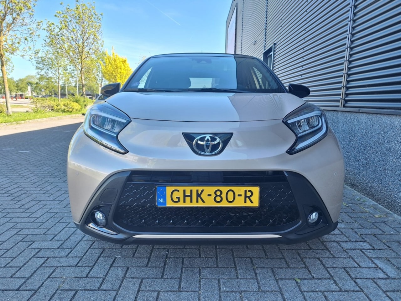Toyota Aygo X - 1.0 VVT-i Automaat Premium