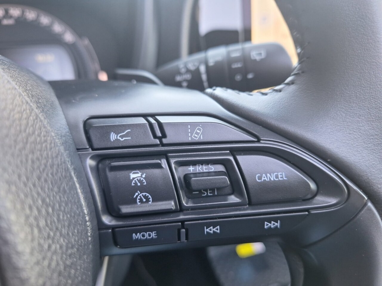 Toyota Aygo X - 1.0 VVT-i Automaat Premium