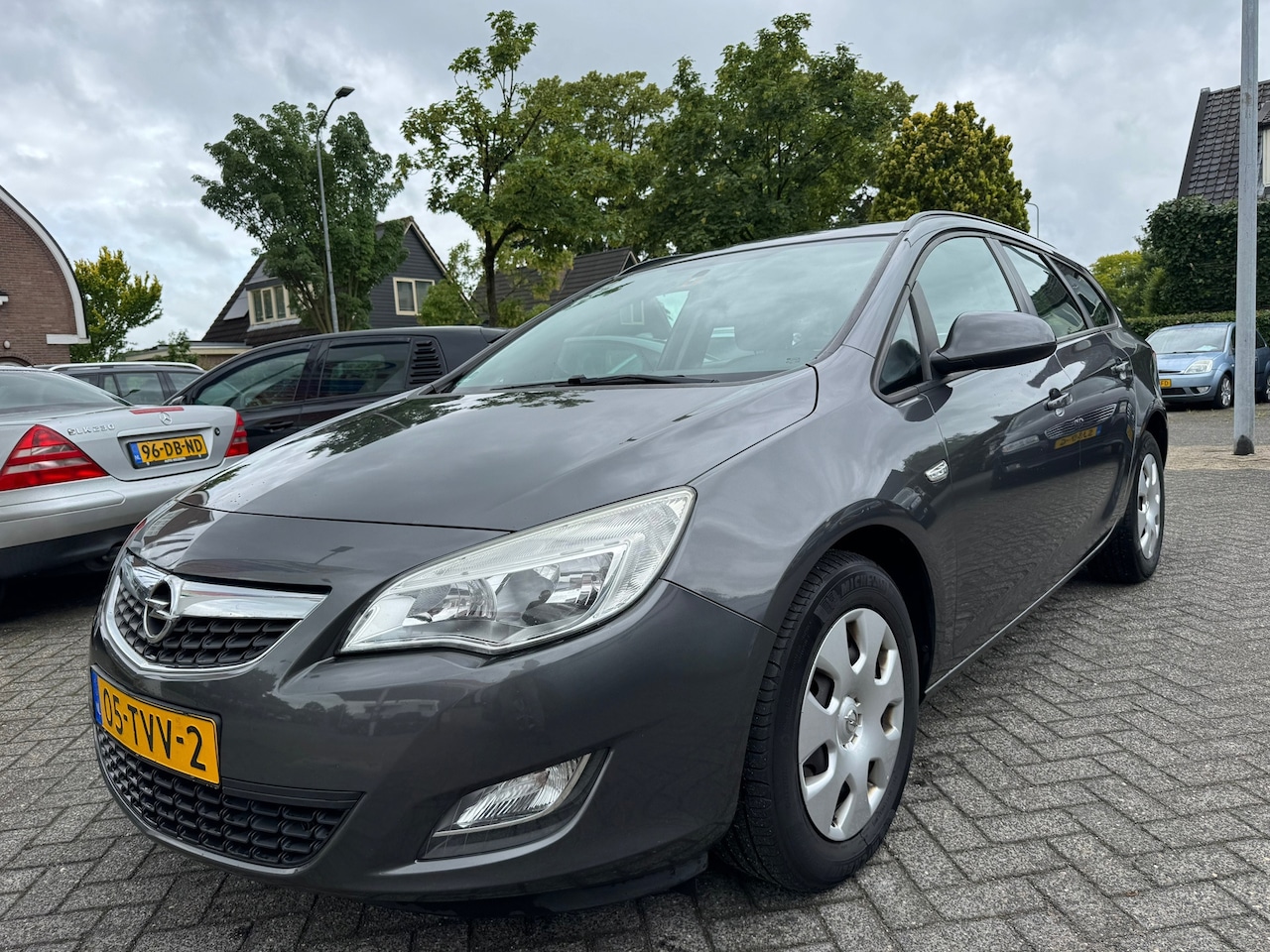 Opel Astra Sports Tourer - 1.4 Business Edition Apk 20/4/27,Airco,Cruise,Navi,Elek-pakket - AutoWereld.nl