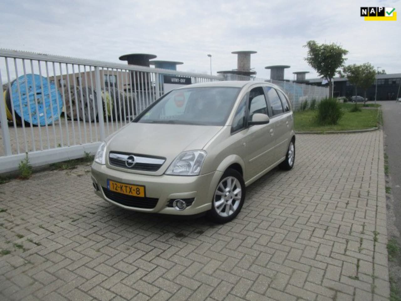Opel Meriva - 1.6-16V Cosmo 1.6-16V Cosmo - AutoWereld.nl