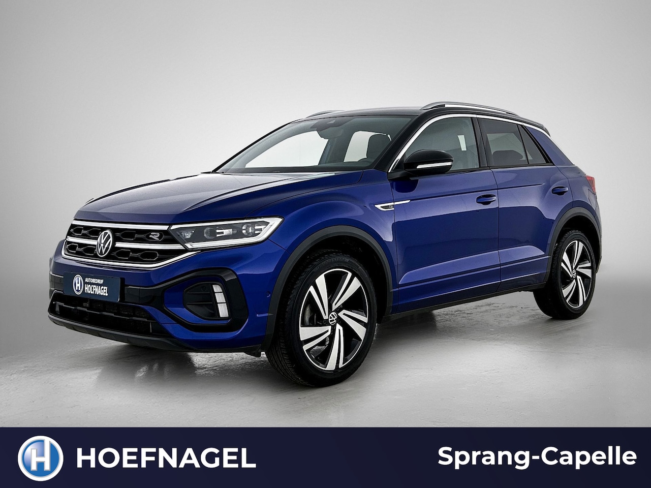 Volkswagen T-Roc - 1.5 TSI R-Line | Camera | Adaptive Cruise | CarPlay | Stoel-/Stuurverwarming - AutoWereld.nl
