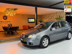 Volkswagen Golf - 2.0 FSI Sportline|3-deurs|Uniek lage tellerstand|All-Season|Velgen|DAB+|Clima|Rijklaar