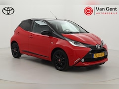 Toyota Aygo - 1.0 VVT-i x-cite | Airco | Camera | 15 inch | Bluetooth | Privacy glas | DAB | Elektrische