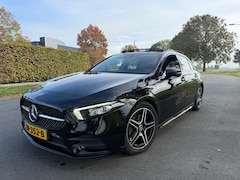 Mercedes-Benz A-klasse - 180 Business Solution AMG Night Upgrade PANO/NAP/CAMERA