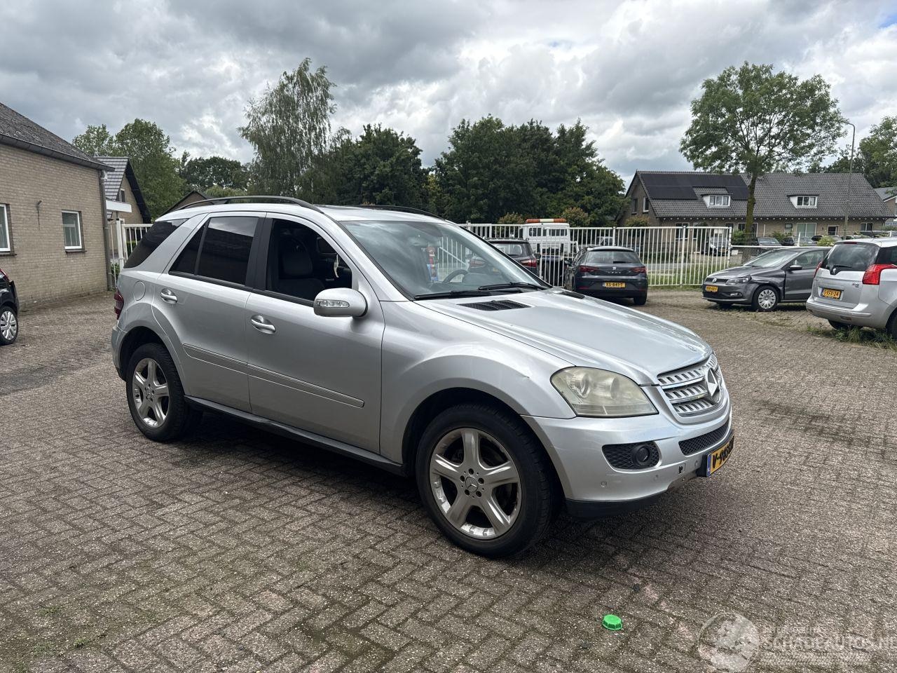 Mercedes-Benz M-klasse - 320 CDI 4matic - AutoWereld.nl