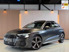 Audi A3 Sportback - 35 TFSI S-Line Pano|RS seats|Matrix|Keyl|ACC