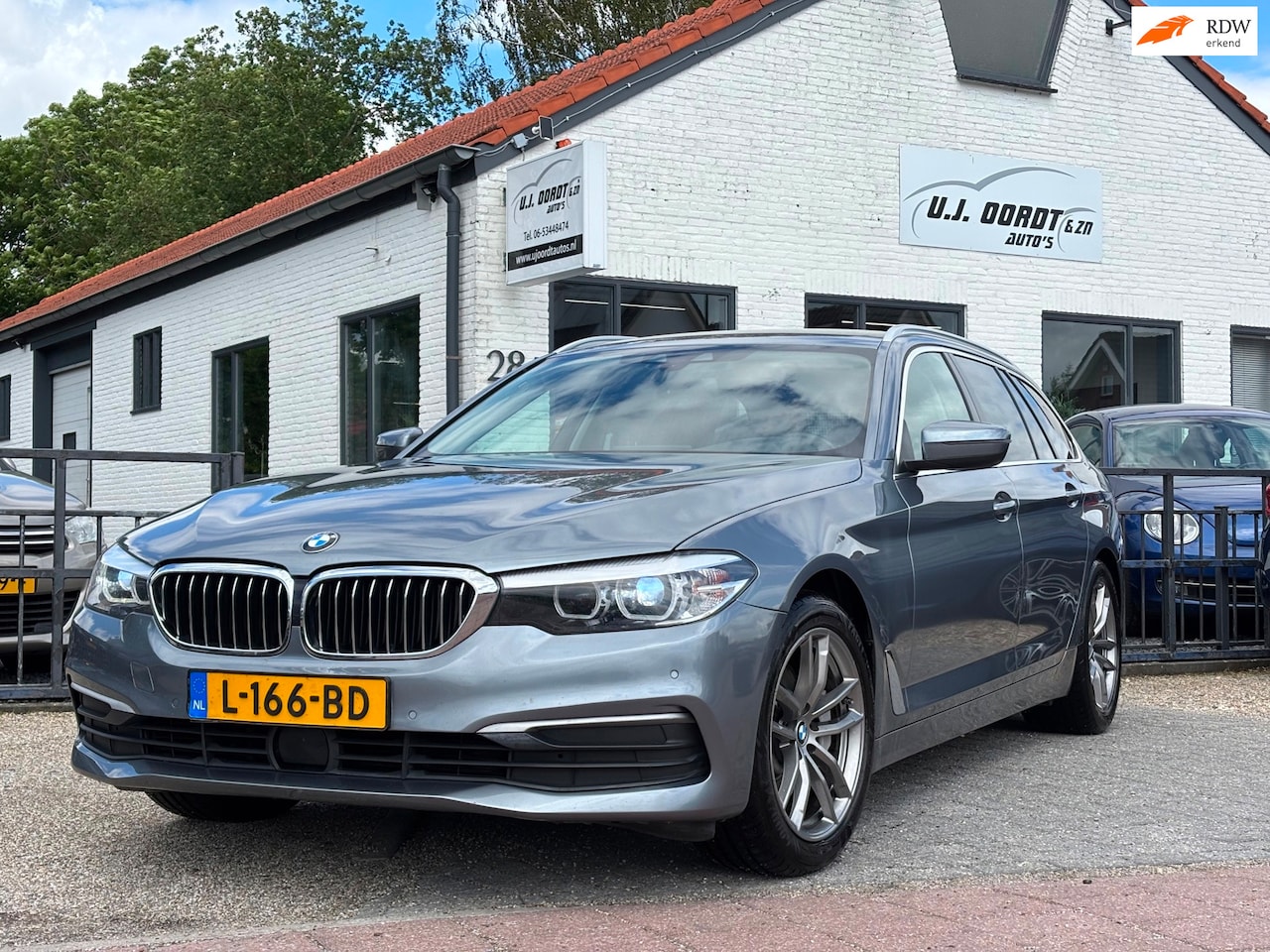 BMW 5-serie Touring - 530i Executive zeer nette auto ! - AutoWereld.nl