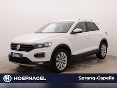 Volkswagen T-Roc - 1.5 TSI Sport | Trekhaak | Adaptive Cruise | Stoelverwarming | Digital Dash | CarPlay
