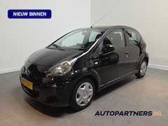 Toyota Aygo - 1.0-12V Comfort Navigator - Apple Carplay/Android Auto - Airco - JBL