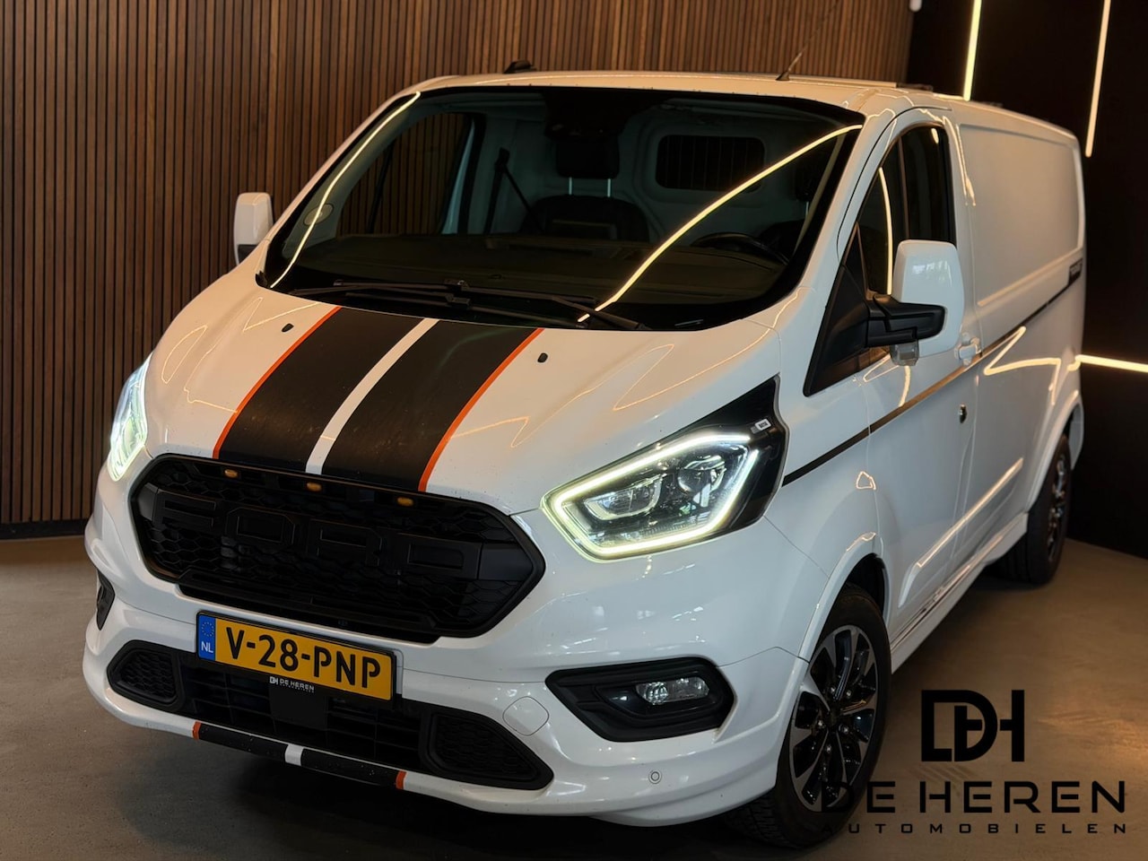 Ford Transit Custom - 320 2.0 TDCI L2H1 Sport Camera|Elek stl - AutoWereld.nl