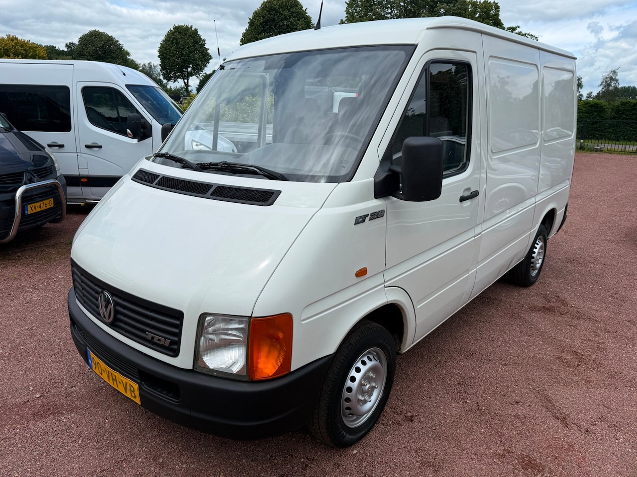 Volkswagen LT 28 - 2.5 TDI 80KW Marge! - AutoWereld.nl