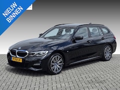 BMW 3-serie Touring - 320e Business Edition Plus NL-AUTO | LEDER | M-PAKKET| SOH 98%|