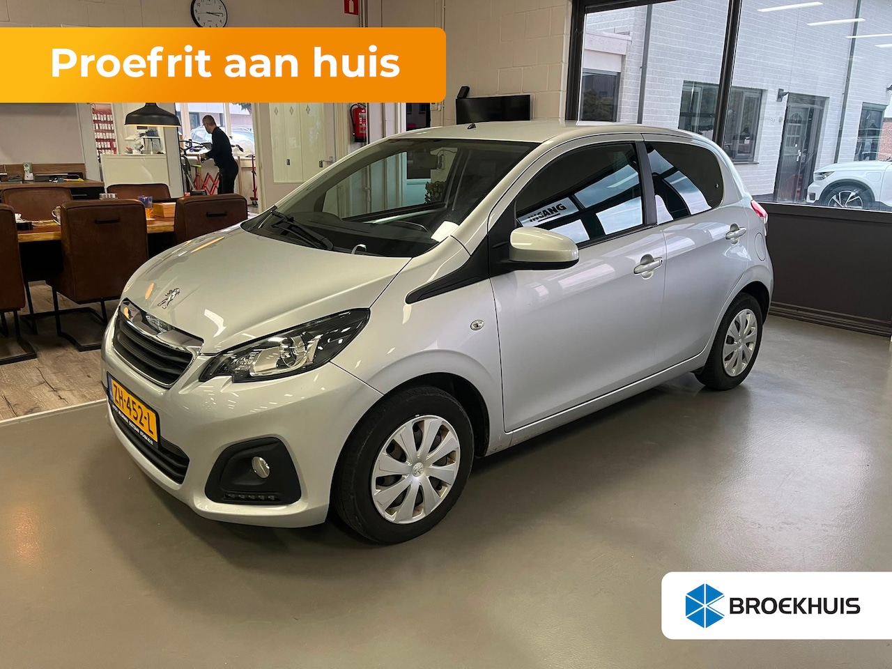 Peugeot 108 - 1.0 VTi Active 5-Deurs | Bluetooth | Airco | Elek. Ramen | Centrale Vergrendeling | LED Da - AutoWereld.nl