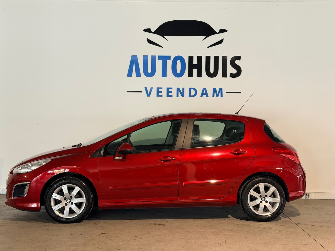 Peugeot 308 - 1.6 VTi Active AUTOMAAT 1e Eigenaar - AutoWereld.nl