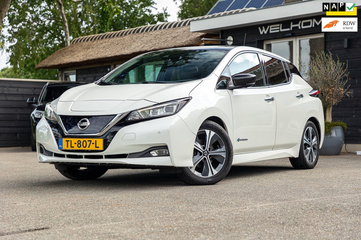 Nissan LEAF - Tekna 40 kWh Soh 85% I Camera I Bose I Adaptive Cruise I Stoel & stuurverwarming I Android - AutoWereld.nl
