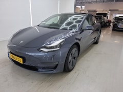 Tesla Model 3 - Long-Range AWD 351pk 75 kWh 93% SoH FACELIFT [ WARMTEPOMP+AUTOPILOT+620KM WLTP ]