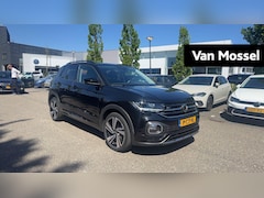 Volkswagen T-Cross - 1.0 TSI R-Line | 115 PK | Automaat | Digital Cockpit | Stoelverwarming | Climatronic (Auto