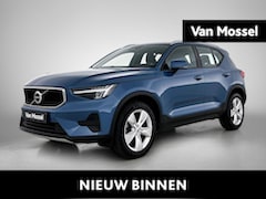 Volvo XC40 - B3 Core DCT | ACHTERUITRIJCAMERA | ELEKTRISCHE KOFFERKLEP | TREKHAAK | APPLE CARPLAY | CLI