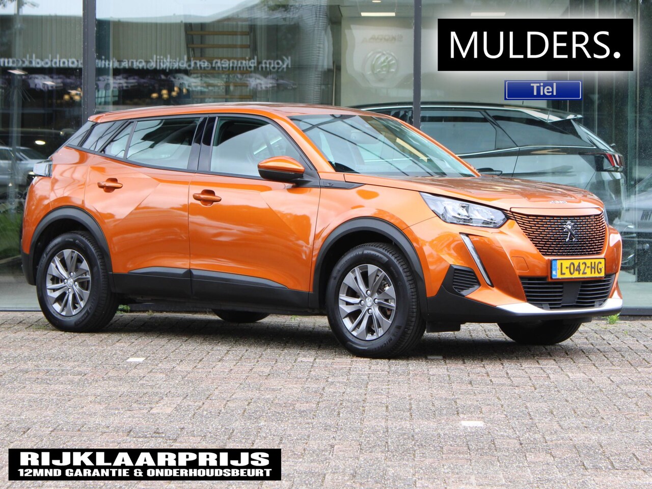 Peugeot e-2008 - EV Active Pack 50 kWh | Navi / Camera / Airco - AutoWereld.nl