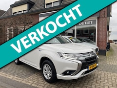 Mitsubishi Outlander - 2.4 PHEV Pure Parelmoer|1/2 Leder|Trekh.|Apple carplay|Camera|NL-auto