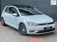 Volkswagen Golf - 1.4 TSI Highline Business R Automaat | Pano | Keyless | Acc | Carplay | Nieuwstaat