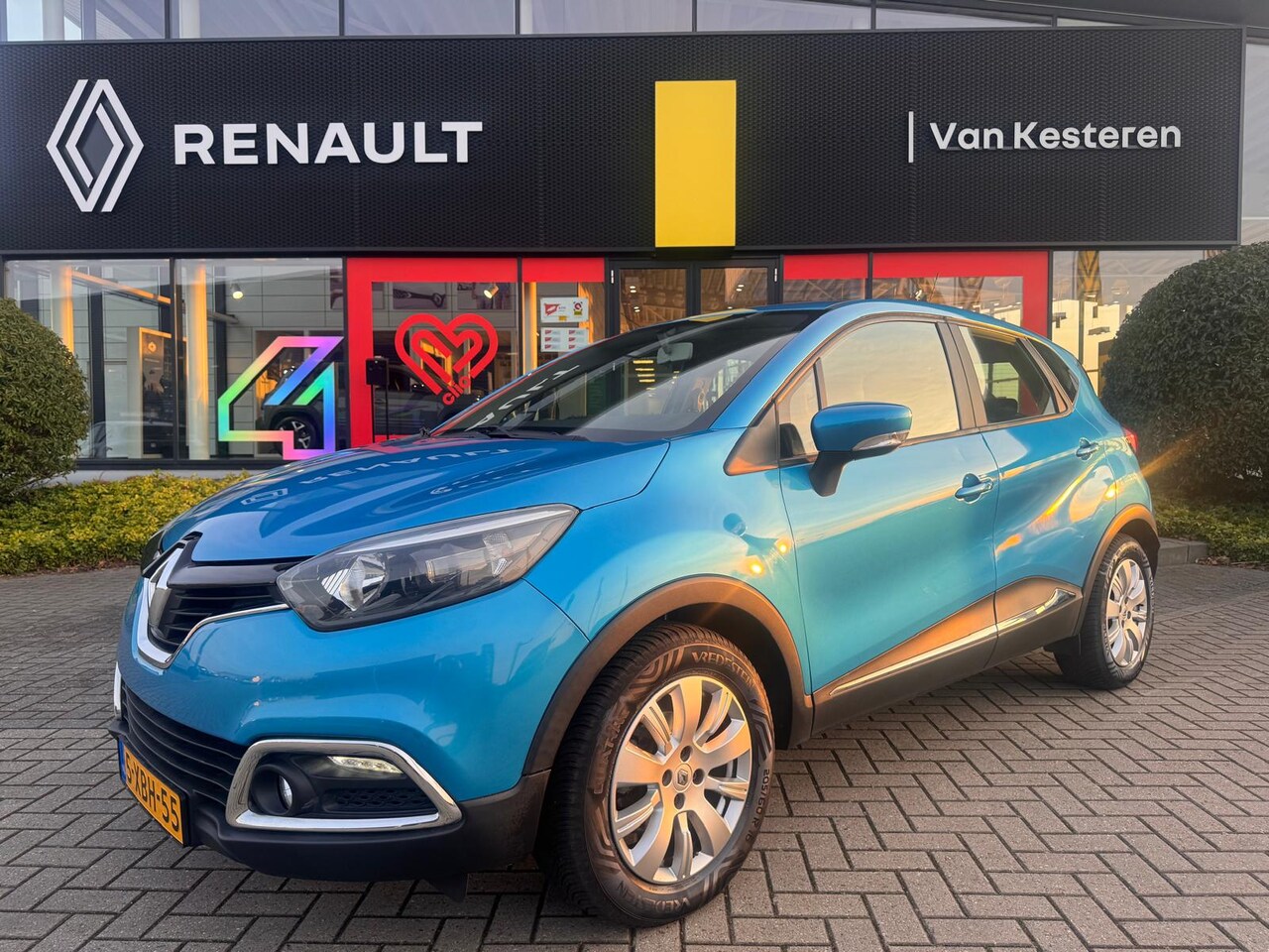 Renault Captur - Energy TCe 90PK S&S Expression / Airco / NL-Auto - AutoWereld.nl