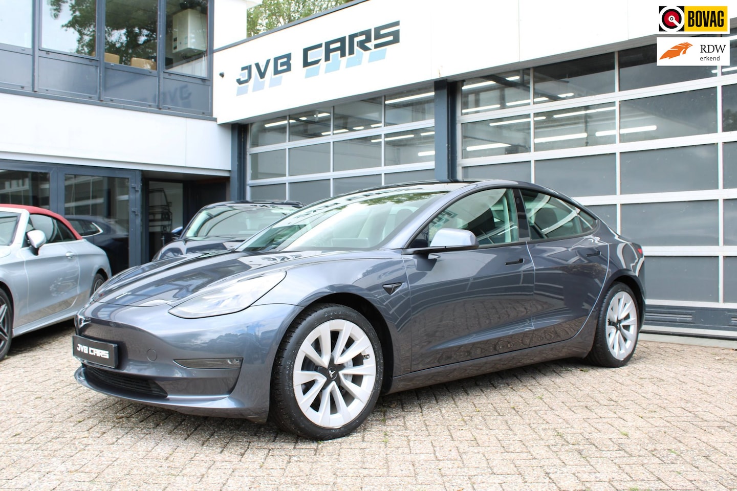 Tesla Model 3 - Long Range RWD Long Range AWD 75 kWh - AutoWereld.nl