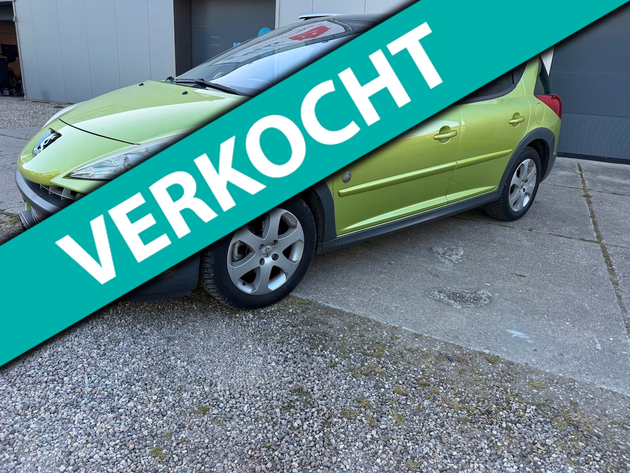 Peugeot 207 SW Outdoor - 1.6 VTi XS met airco en panoramadak - AutoWereld.nl