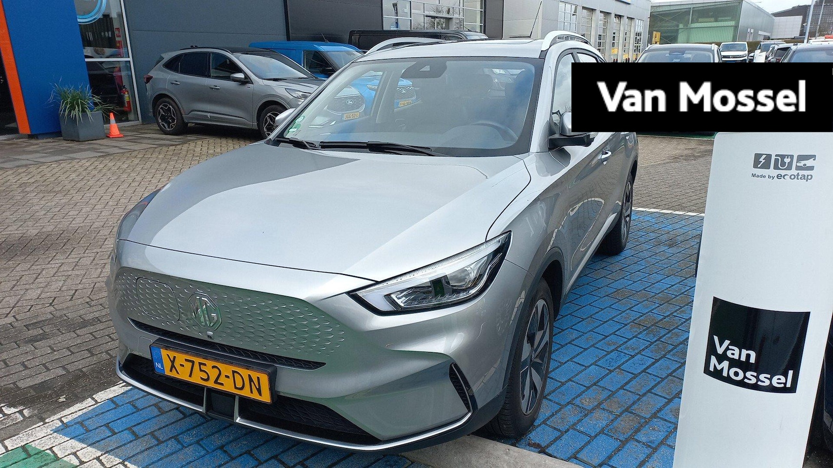 MG ZS - Long Range Luxury 70 kWh | Panoramadak | Apple Carplay | Leder | Camera | Stoelverwarming - AutoWereld.nl
