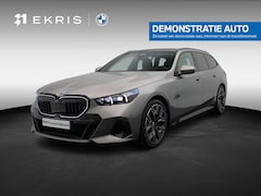 BMW 5-serie Touring - 530e M Sport Edition | Innovation Pack | Stuurwielrand Verwarmd | Trekhaak | Panoramadak |