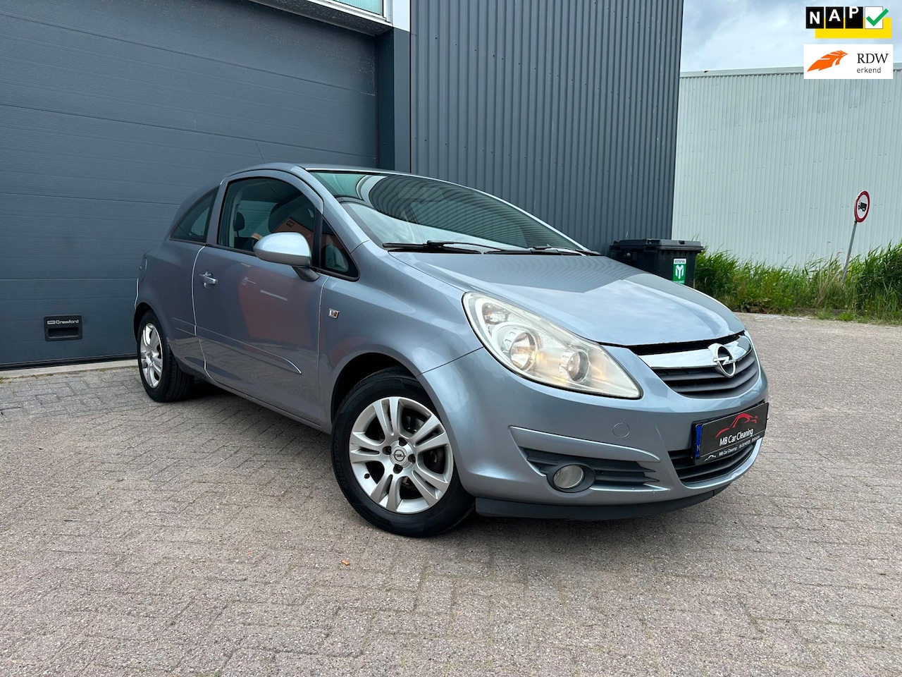 Opel Corsa - 1.4-16V Enjoy 1.4-16V Enjoy - AutoWereld.nl