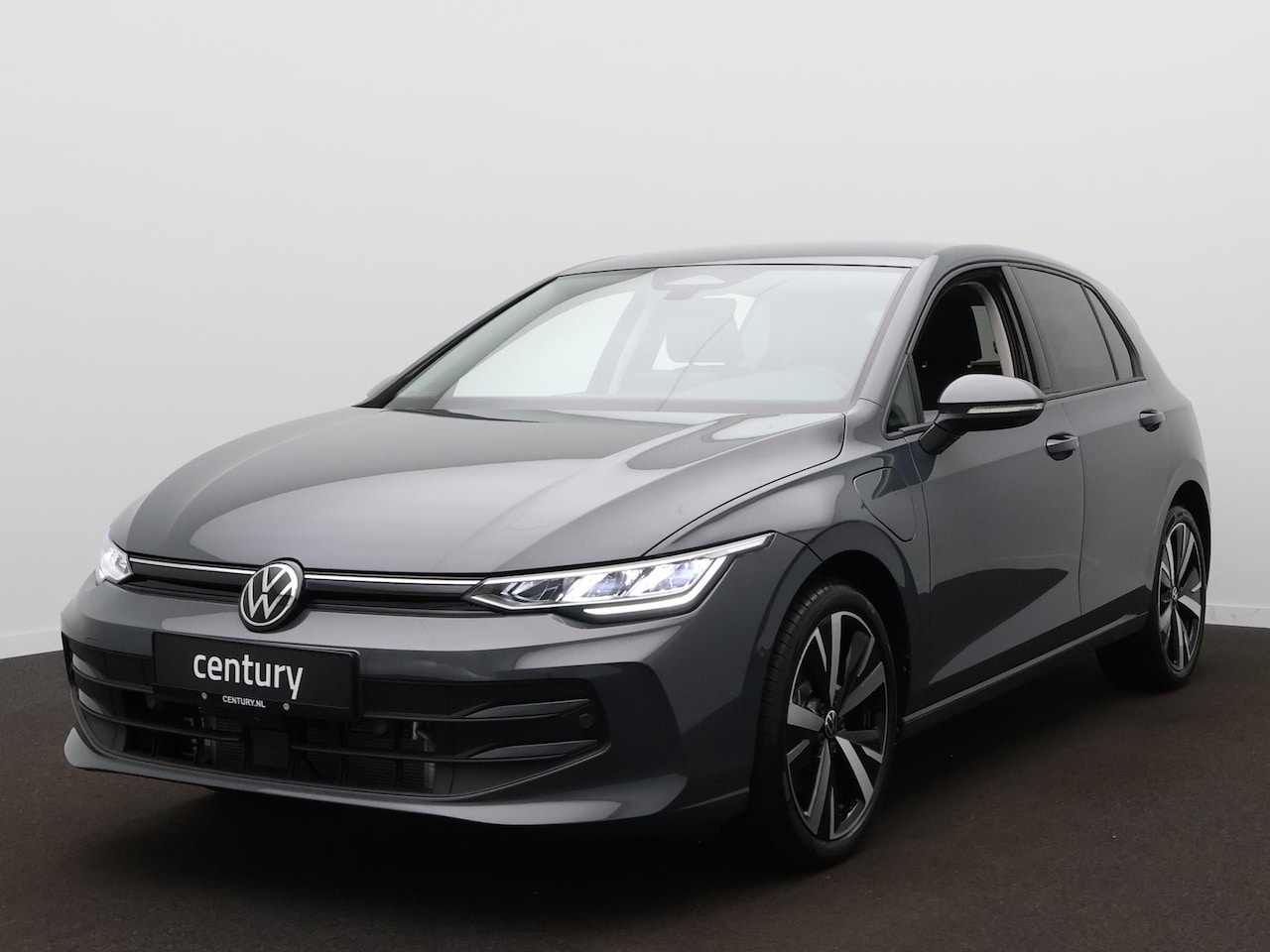 Volkswagen Golf - Life Edition 1.5 eHybrid 150 kW / 204 PK Hatchback - AutoWereld.nl