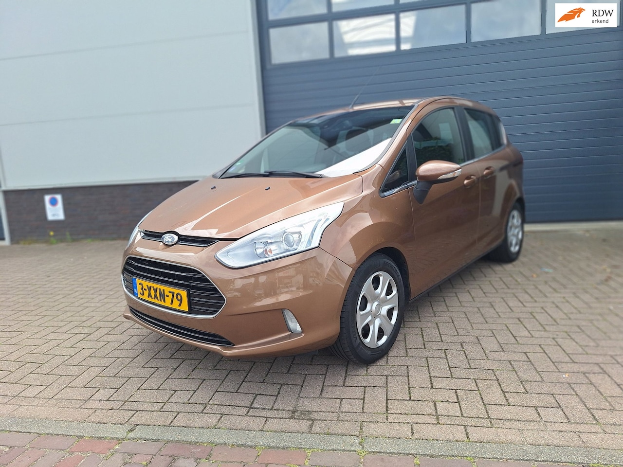 Ford B-Max - | 1.0 EcoBoost Titanium | Airco | Keyless start | Leuke kilometerstand | - AutoWereld.nl