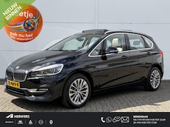 BMW 2-serie Active Tourer - 218i High Executive / Trekhaak ( 1300 kg ) / Parking Pack / Panorama dak /